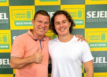 Secretário de Esportes recebe senador Veneziano e tem garantia da destinação de recursos para recuperação da piscina da Vila Plínio Lemos