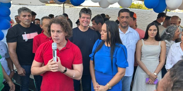 Veneziano participa do lançamento e reforça apoio do MDB à pré-candidatura da Professora Carliane à Prefeitura de Capim