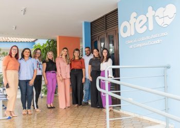 Prefeitura de Petrolina faz visita técnica à Clínica Escola do Autismo de Campina Grande para reproduzir modelo no município