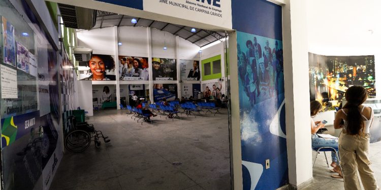 Semana inicia com 384 oportunidades de emprego com carteira assinada através do cadastro do Sine Municipal