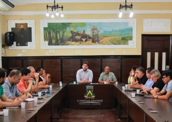 Bruno apresenta proposta da nova LOA 2024 com cortes de R$ 10,2 milhões no Orçamento do Executivo