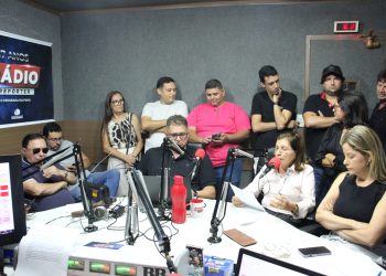 Prefeita presta contas da gestão, anuncia novas obras e concurso público para Mamanguape