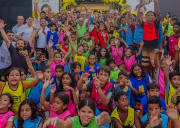 Cícero Lucena inaugura sede do Instituto Futebol de Rua para promover inclusão social por meio do esporte