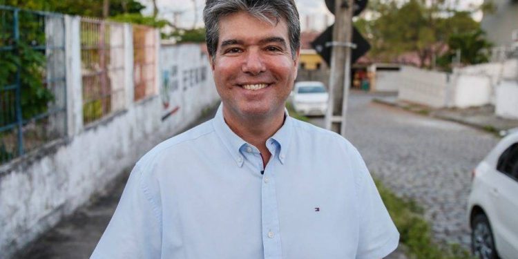 Ruy deverá apagar postagem contra Cícero de suas redes sociais