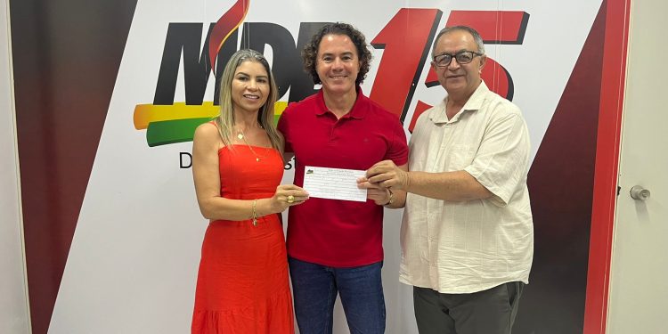 MDB inicia 2024 com a filiação da pré-candidata a Prefeita de Soledade, Adriana Nirinha