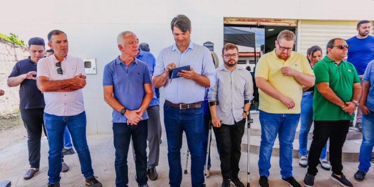 Leo Bezerra autoriza obras de pavimentação em seis ruas de Mangabeira