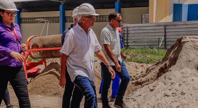 Cícero Lucena inspeciona obras de infraestrutura na Capital, área que já conta com mais de R$ 1 bilhão em investimentos