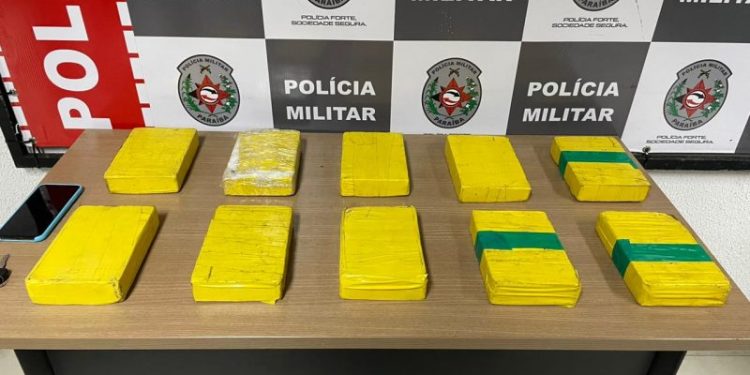 PM aborda carro e apreende vários tabletes de cocaína na zona sul de João Pessoa