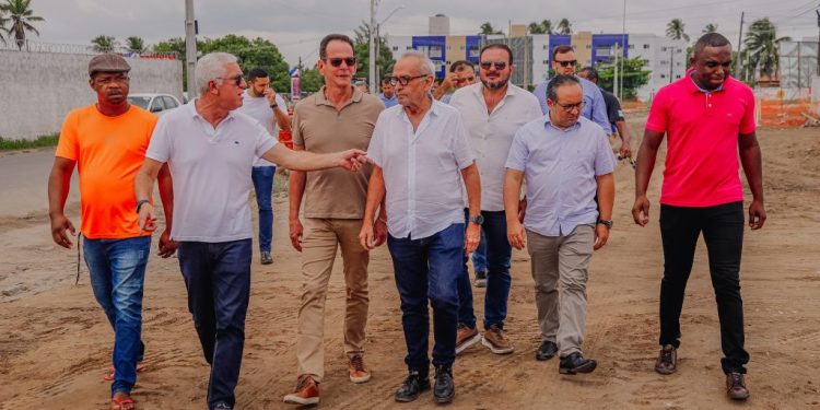 Cícero Lucena inspeciona obras do projeto Orla Sul e projeta impacto para mobilidade urbana e fortalecimento do Turismo da Capital
