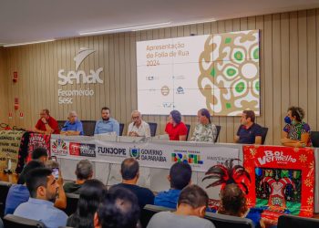 Prefeito apresenta programação completa do Folia de Rua e destaca valorização da cultura popular e fortalecimento do turismo