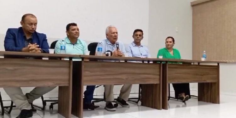 Zé Aldemir anuncia nome de Neguinho do Mondrian como pré-candidato a prefeito de Cajazeiras