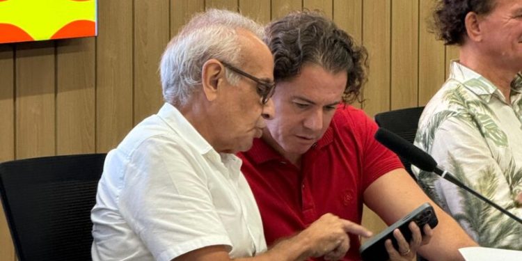 Cícero Lucena não descarta aliança com MDB para as eleições municipais