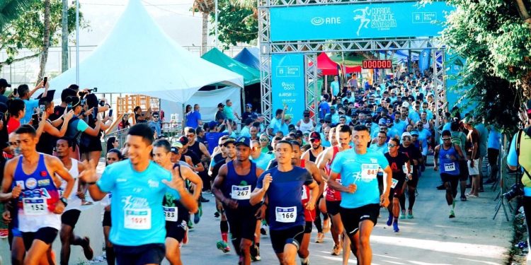 Corrida Cidade de Santa Rita reuniu uma multidão no domingo