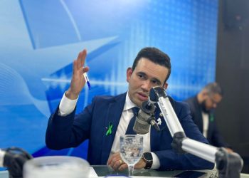 Jhony Bezerra cogita aliança com Romero Rodrigues para as eleições em Campina Grande