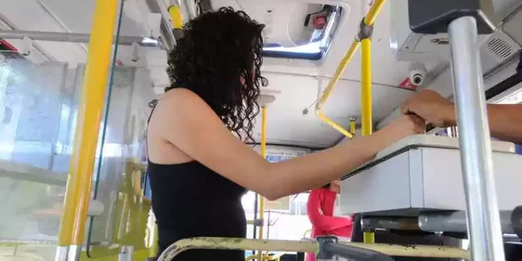 Lei garante embarque mais seguro para mulheres no transporte público da Paraíba