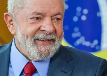 51% dos brasileiros acham o governo Lula melhor que o de Bolsonaro