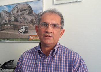 Vereadores denunciam ao MPPB que prefeito de Araruna se apropriou de bens públicos e descaracterizou Centro Histórico