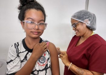 Serviços da Rede Municipal de Saúde iniciaram a vacinação contra a dengue em João Pessoa