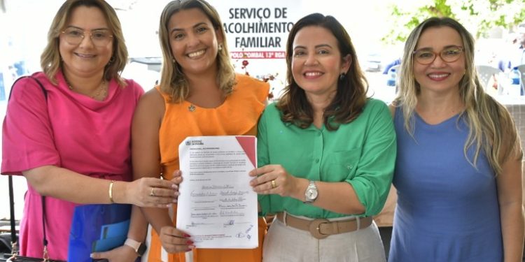 Governo da Paraíba implanta Serviço Família Acolhedora em Pombal para atender oito cidades da região