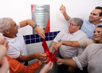 João entrega reforma e ampliação de escola em Remígio e destaca avanços na educação
