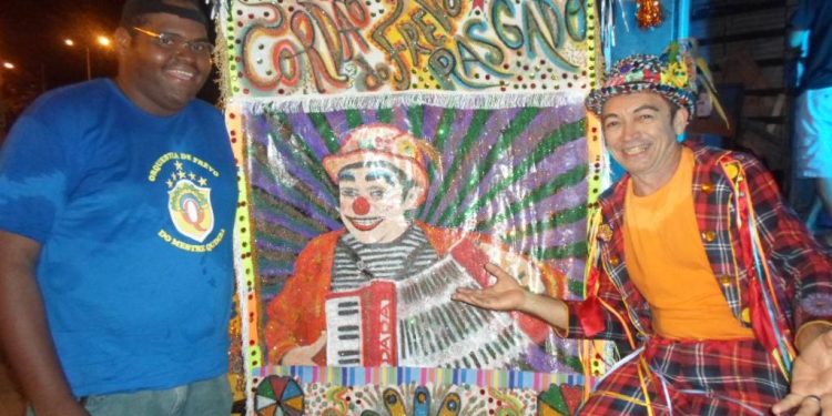 Cordão do Frevo Rasgado completa 25 anos celebrando a alegria, o Carnaval familiar e as músicas regionais