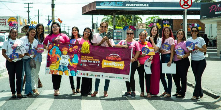 Prefeitura de Bayeux realiza ação de conscientização para coibir a violência contra a mulher no Carnaval