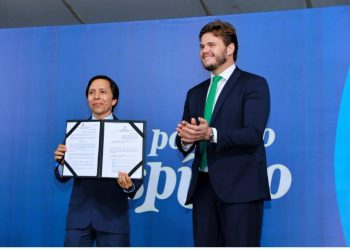 Na abertura da 26ª edição da Consciência Cristã, Prefeitura formaliza doação de terreno para construção da sede da Vinacc