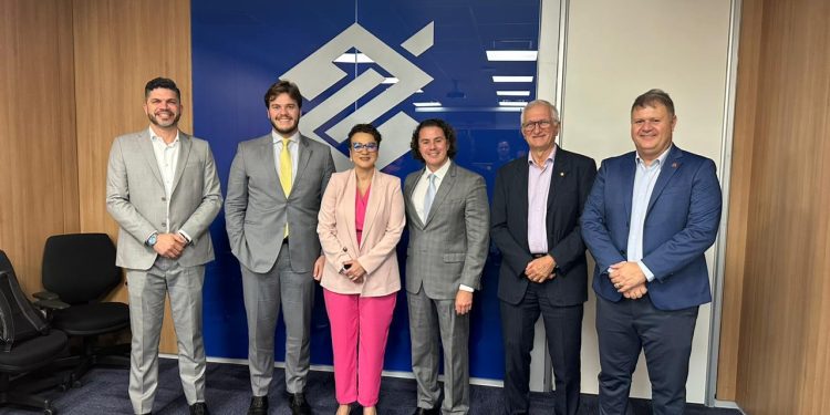 Prefeitura de Campina Grande busca parcerias para O Maior São João do Mundo 2024
