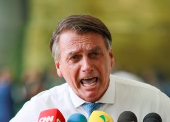 Pesquisa revela que 50% dos brasileiros avaliam que seria justa a prisão de Bolsonaro