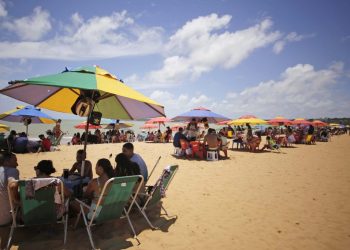 Belezas naturais, gastronomia e infraestrutura conquistam turistas que vieram a João Pessoa no Carnaval