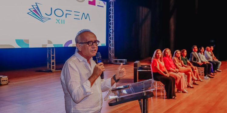 Cícero Lucena celebra avanços da Educação Municipal e projeta mais conquistas