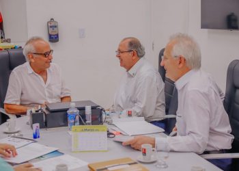 Cícero Lucena assina contrato para mais 35 ônibus, que farão a Capital ter a 3ª frota mais nova do Nordeste