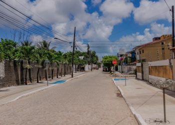 Cícero Lucena entrega 56 novas ruas e Prefeitura chega à marca de 389 vias pavimentadas na atual gestão