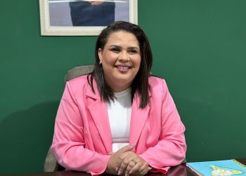 VALORIZAÇÃO: Luciene Gomes atualiza tabela salarial de todas as categorias dos servidores municipais de Bayeux