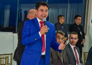 Deputado Juscelino do Peixe prestigia festejos no Sertão durante o Carnaval 2024
