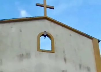 Sino avaliado em R$ 10 mil é roubado de igreja católica em Sapé