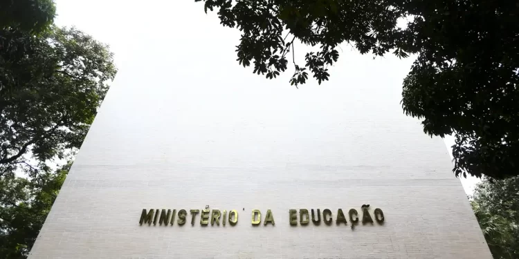 Governo Federal deve repassar 37,2 milhões do salário-educação em 2024