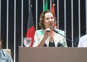 Filiada histórica do PSDB, Léa Toscano deixa o partido