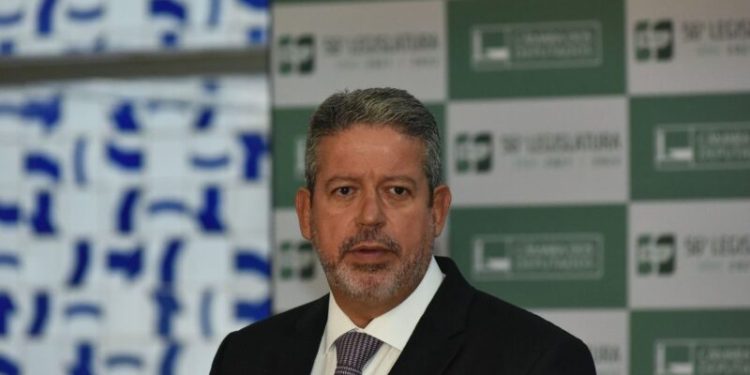 Arthur Lira participa de jantar com ministro, deputados e senadores, em João Pessoa