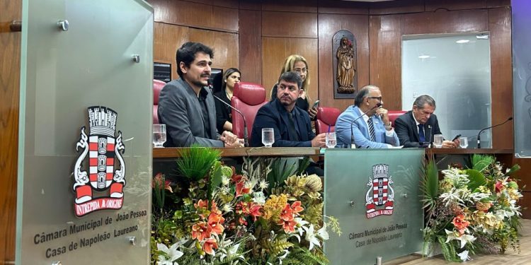 Secretário de Saúde da Capital apresenta relatório de investimentos feitos no último quadrimestre de 2023