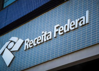 Receita Federal paga hoje restituições de lote residual do Imposto de Renda