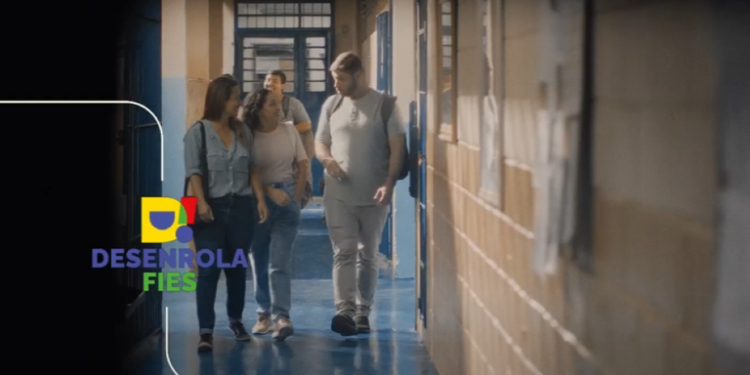 Governo Federal lança campanha para renegociação do Fies