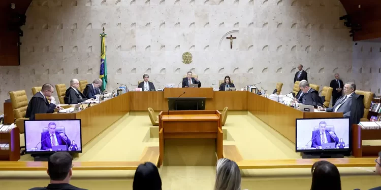 STF derruba tese da revisão da vida toda a aposentados do INSS