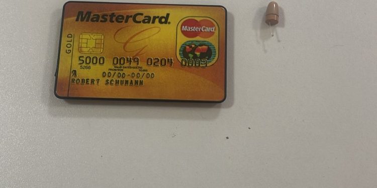 Falsos candidatos são detidos com equipamentos eletrônicos no concurso da Semob-JP