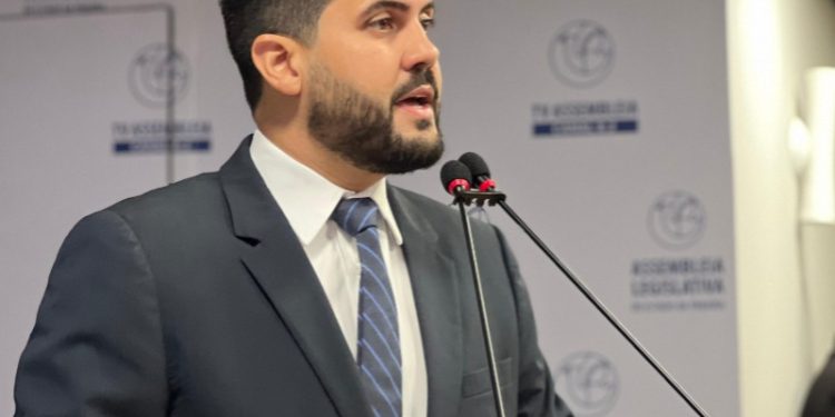 Wilson Filho lembra matérias de sua autoria aprovadas em defesa das paraibanas