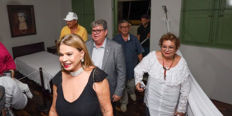 João Azevêdo participa de reabertura do Museu Casa de José Américo e destaca investimentos do Governo da Paraíba nos espaços da cultura