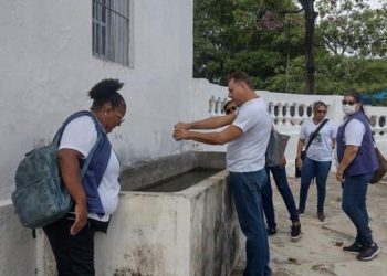 Vigilância Sanitária esclarece população e desmente notícia falsa sobre uso de sal e cloro no combate à dengue