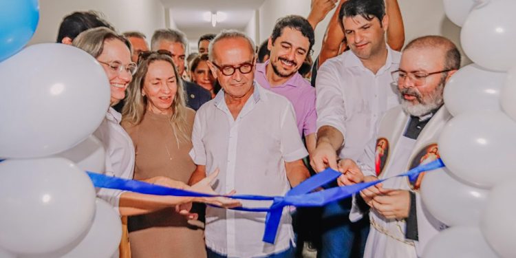 Cícero Lucena entrega novos blocos cirúrgicos no Complexo Hospitalar de Mangabeira e Hospital do Valentina