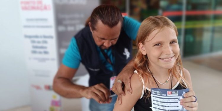 Prefeitura de João Pessoa convoca crianças e adolescentes para iniciar o esquema vacinal contra a dengue