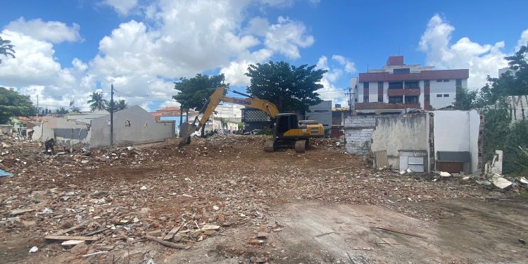 Obras de ampliação do Parque do Povo estão em ritmo acelerado